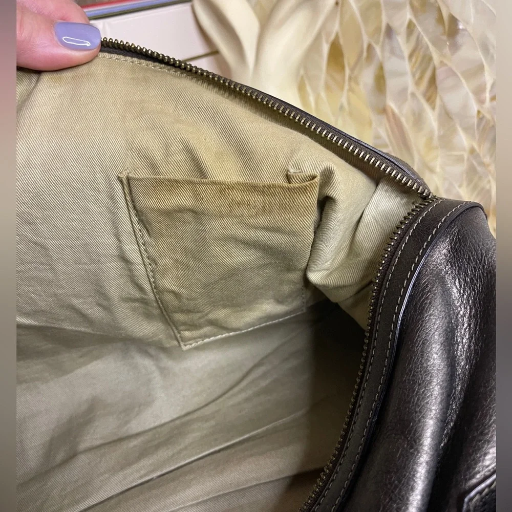 BURBERRY Metallic Leather Barrel Bag Satchel - Picture 10 of 14